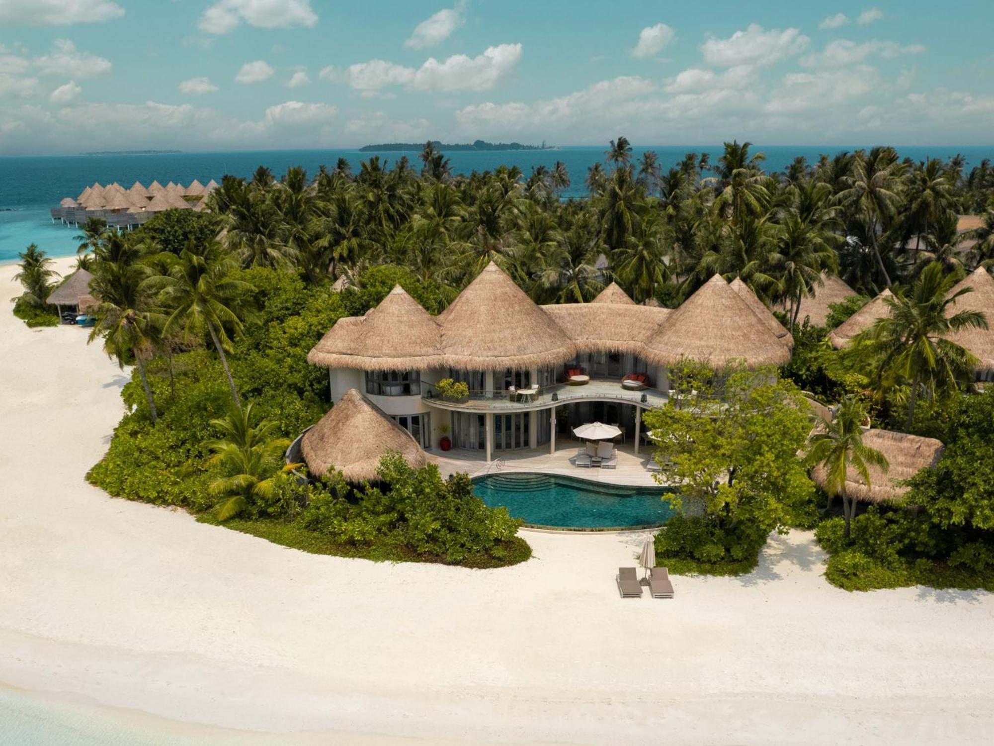 The Nautilus Maldives Hotel Kamadhoo Exterior photo