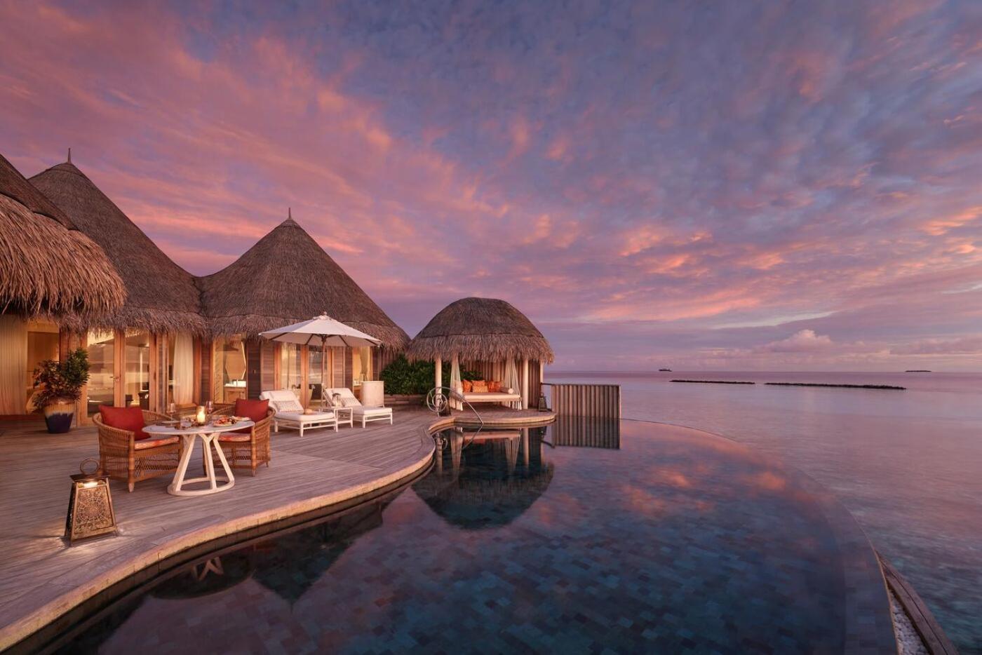 The Nautilus Maldives Hotel Kamadhoo Exterior photo